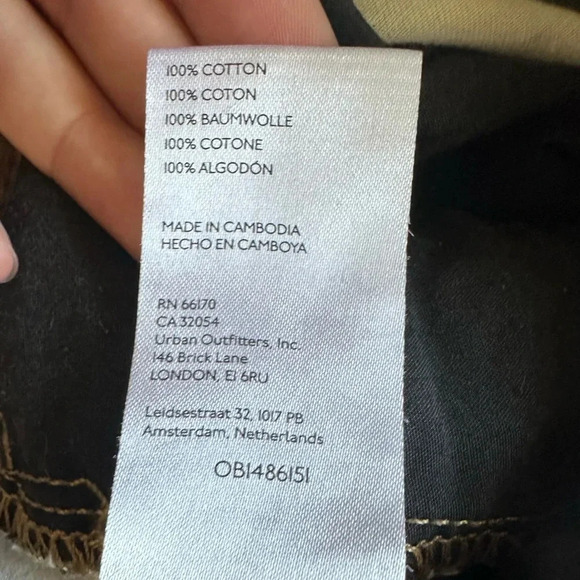 Urban Outfitters Grafitti Cargo Chino size small street style 90s y2k - Picture 9 of 9